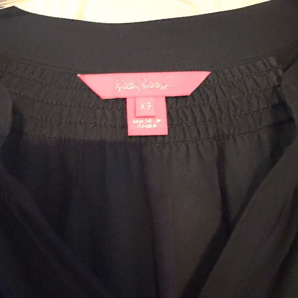 Lilly Pulitzer Black Silk Elsa Blouse XS Like New - Picture 10 of 16